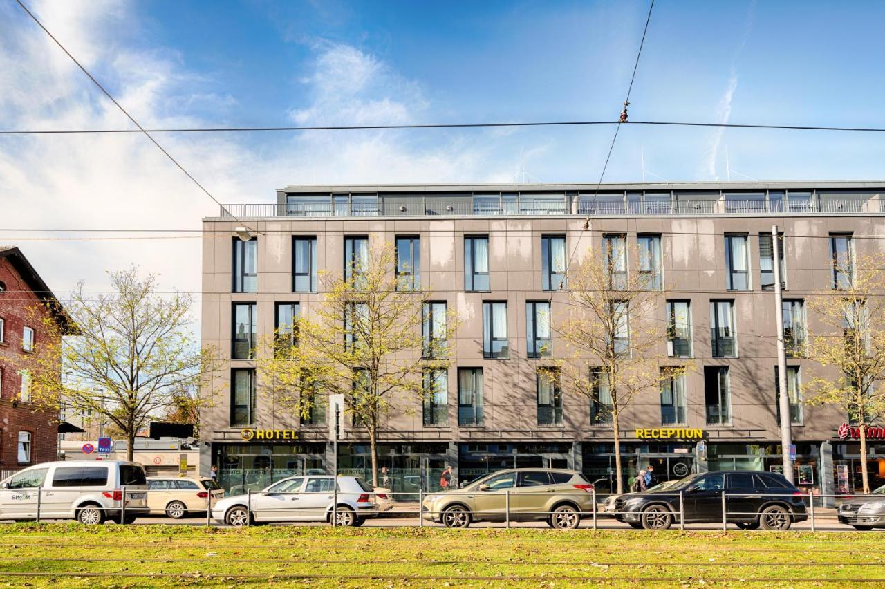B&B Hotel Muenchen-Moosach Εξωτερικό φωτογραφία
