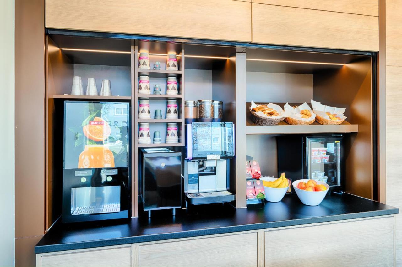 B&B Hotel Muenchen-Moosach Εξωτερικό φωτογραφία