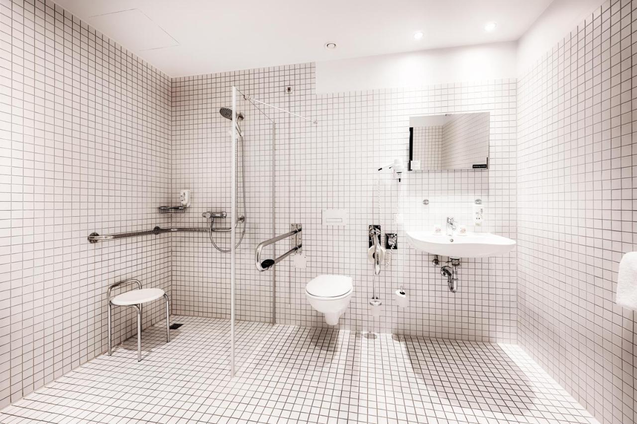 B&B Hotel Muenchen-Moosach Εξωτερικό φωτογραφία