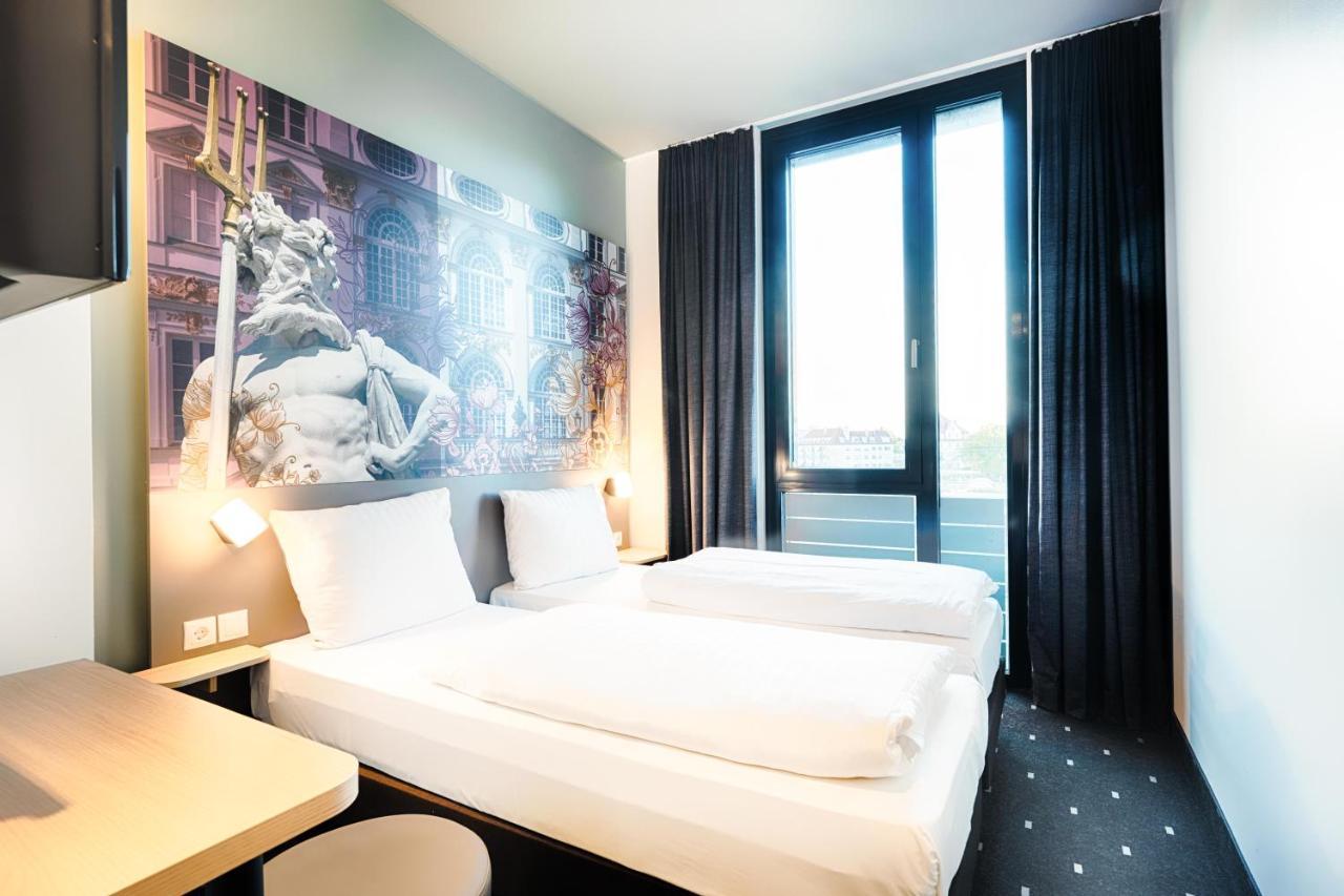 B&B Hotel Muenchen-Moosach Εξωτερικό φωτογραφία