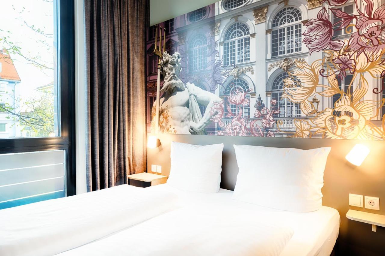 B&B Hotel Muenchen-Moosach Εξωτερικό φωτογραφία