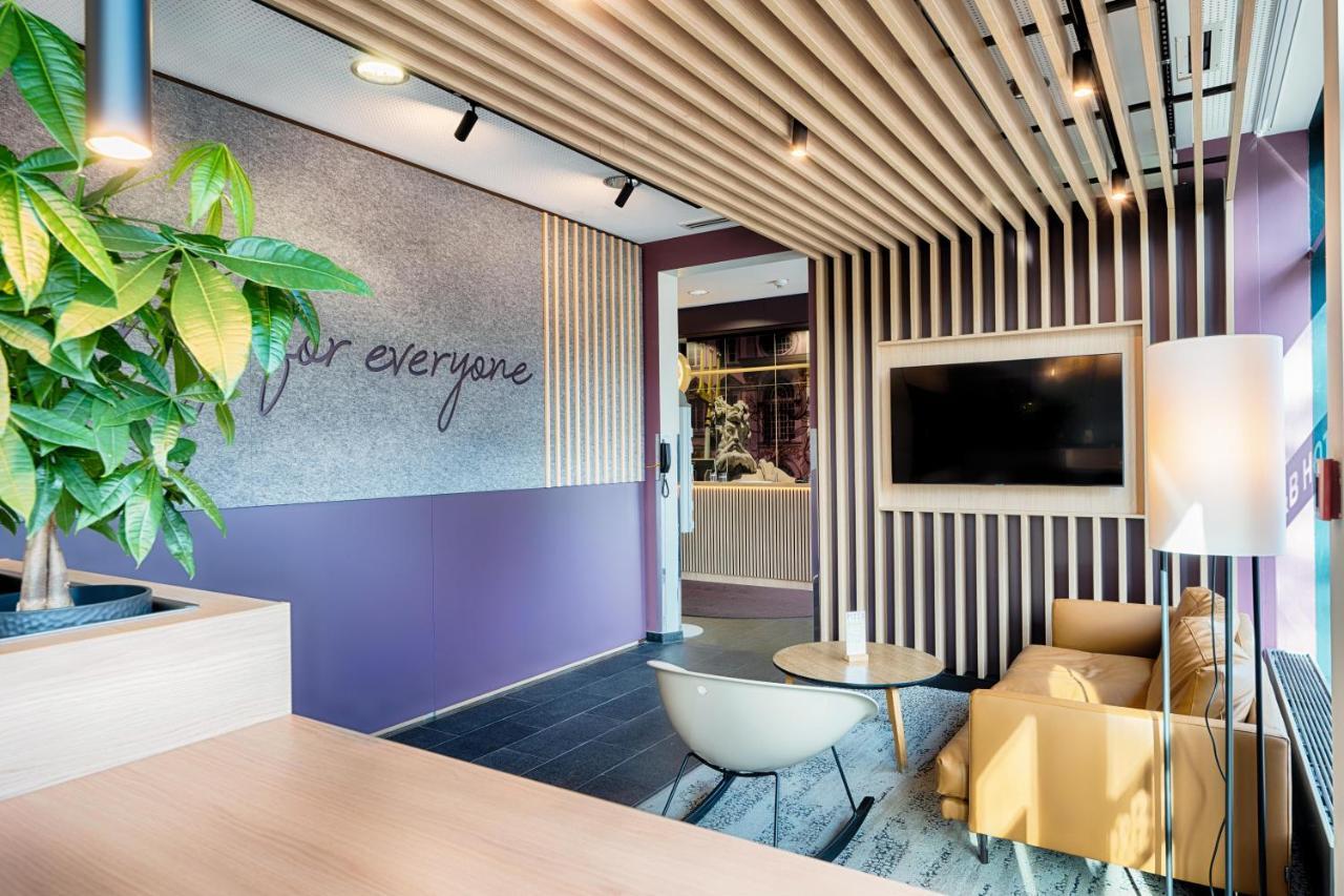 B&B Hotel Muenchen-Moosach Εξωτερικό φωτογραφία