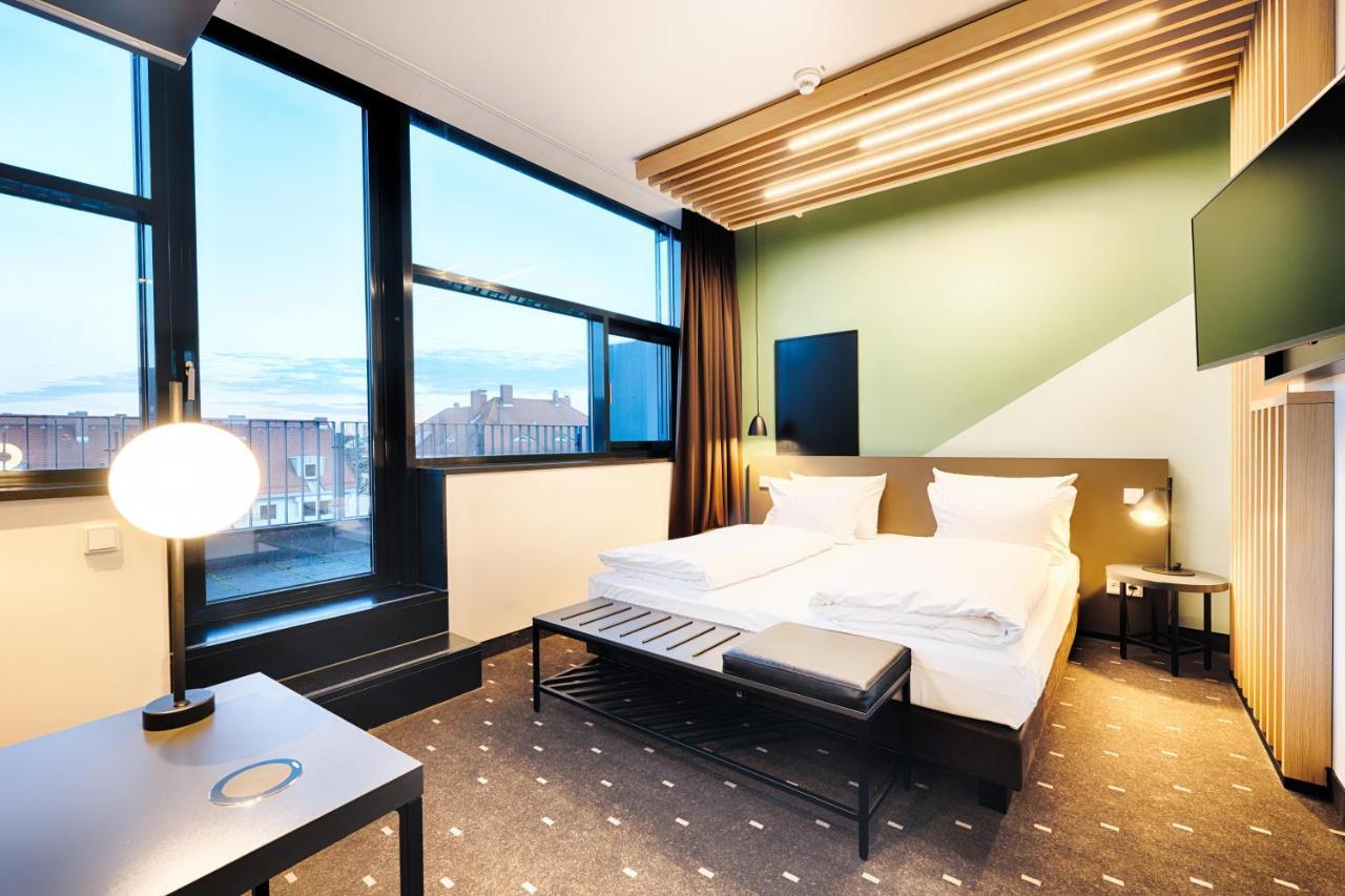 B&B Hotel Muenchen-Moosach Εξωτερικό φωτογραφία