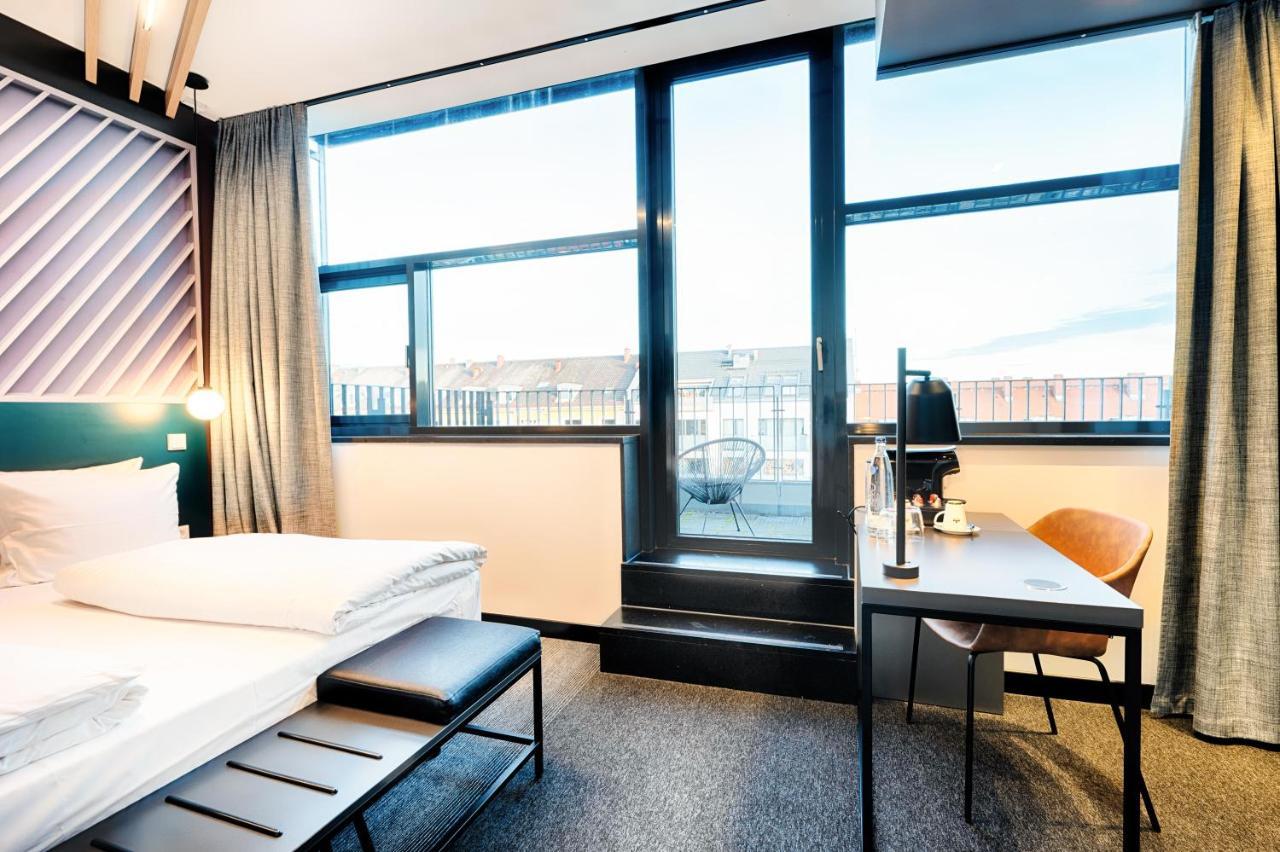B&B Hotel Muenchen-Moosach Εξωτερικό φωτογραφία