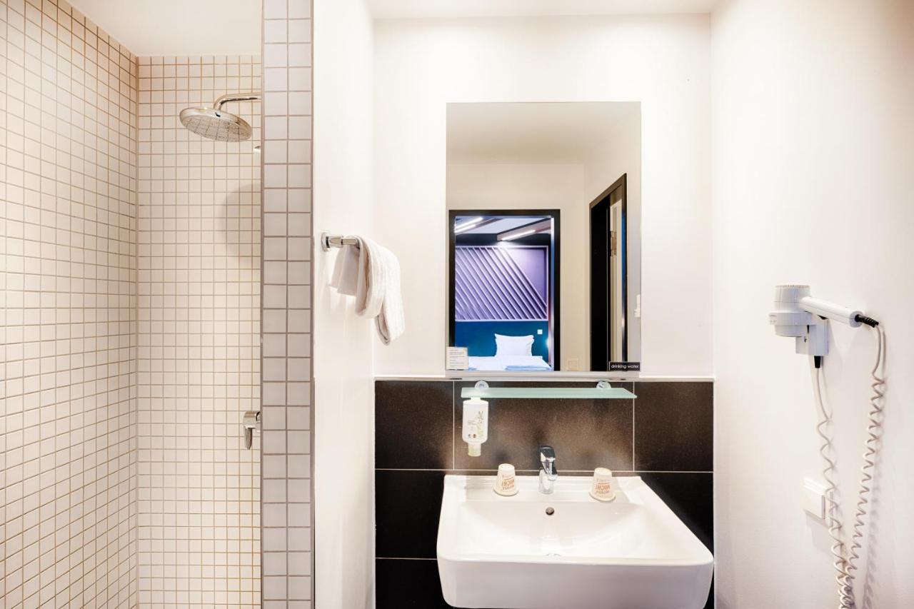 B&B Hotel Muenchen-Moosach Εξωτερικό φωτογραφία